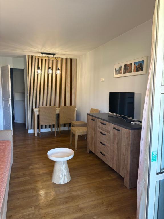 Appartement 2 pièces climatisé en rez-de-jardin Cap Esterel Agay - 4