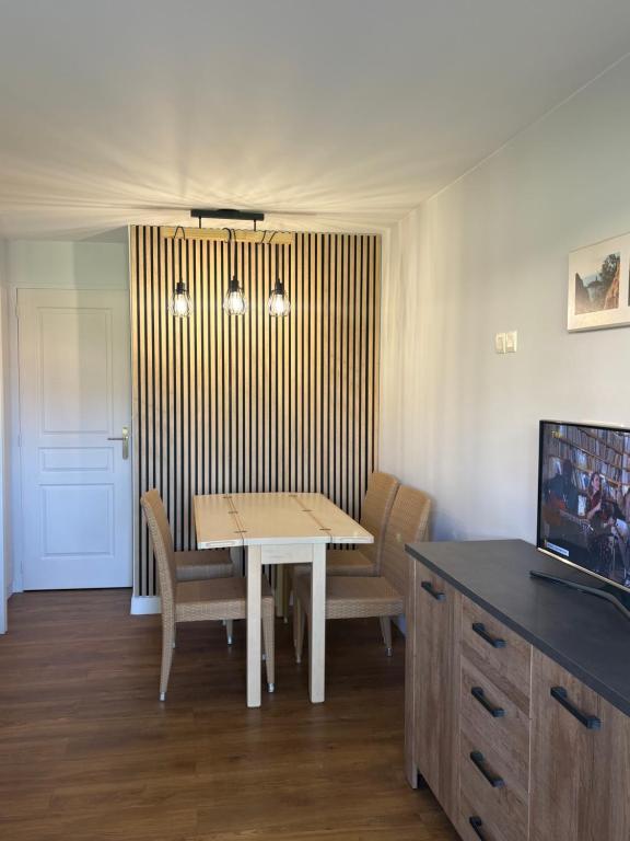 Appartement 2 pièces climatisé en rez-de-jardin Cap Esterel Agay - 2