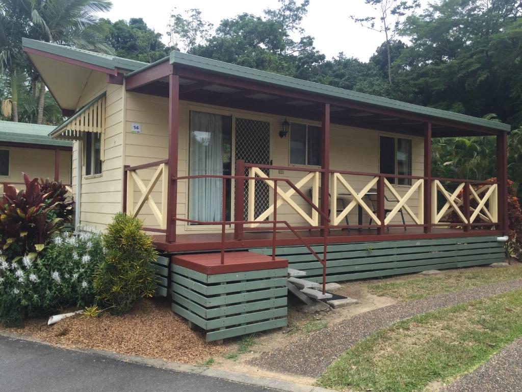 Cairns Crystal Cascades Holiday Park photo