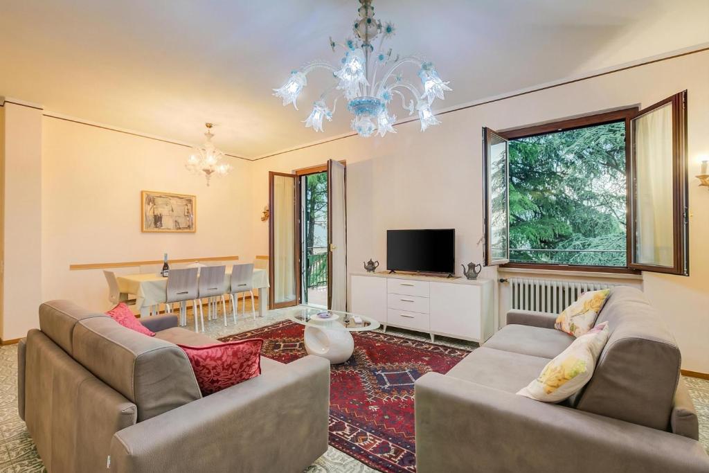 Villa Alberti 900m from Garda lake with Garden - 4