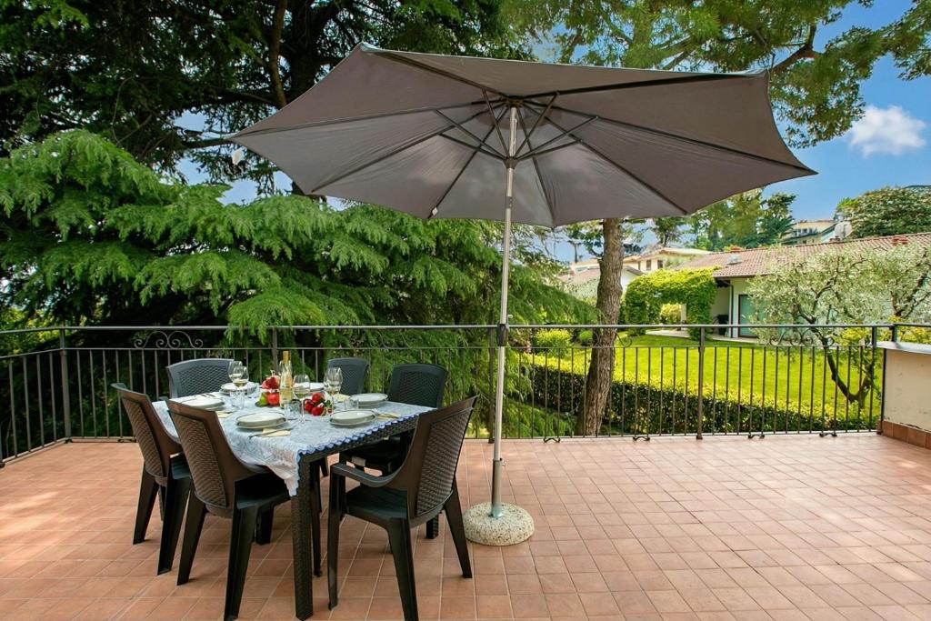 Villa Alberti 900m from Garda lake with Garden - 3