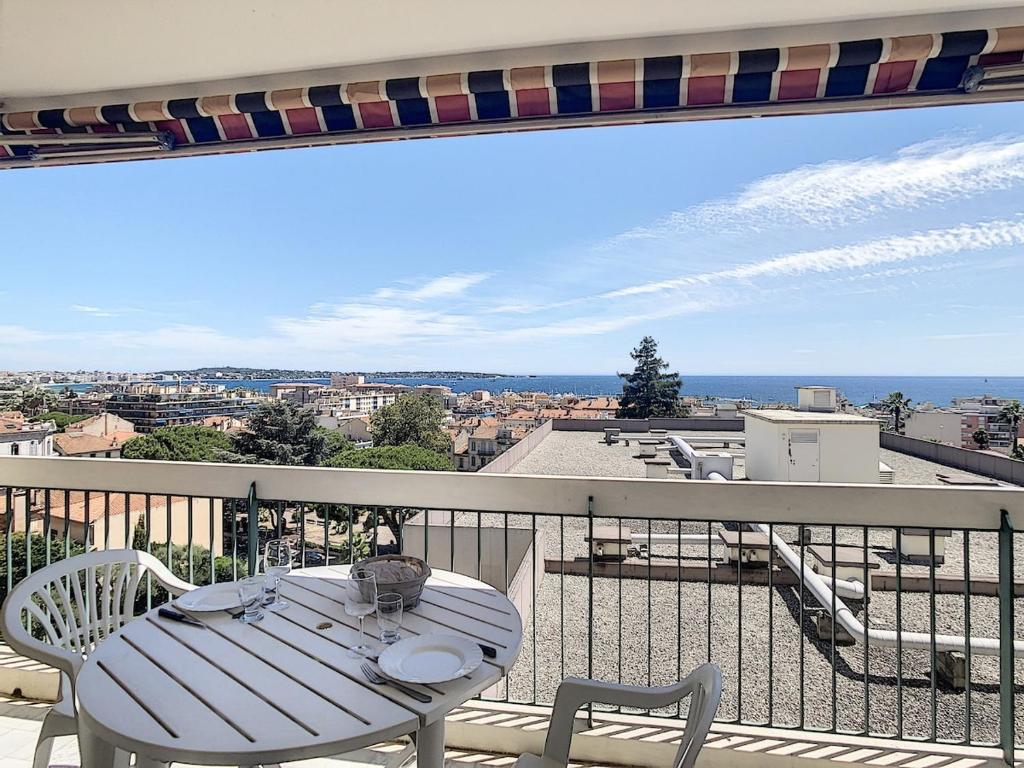 Golfe Juan Studio Centre Ville - 1