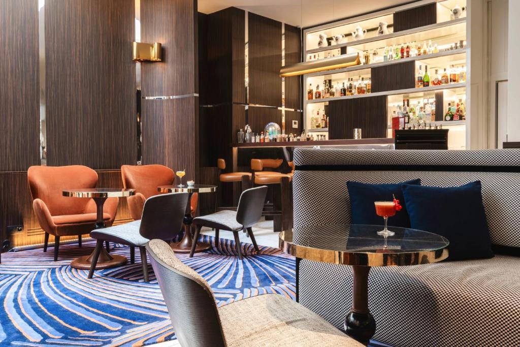 Bar/lounge