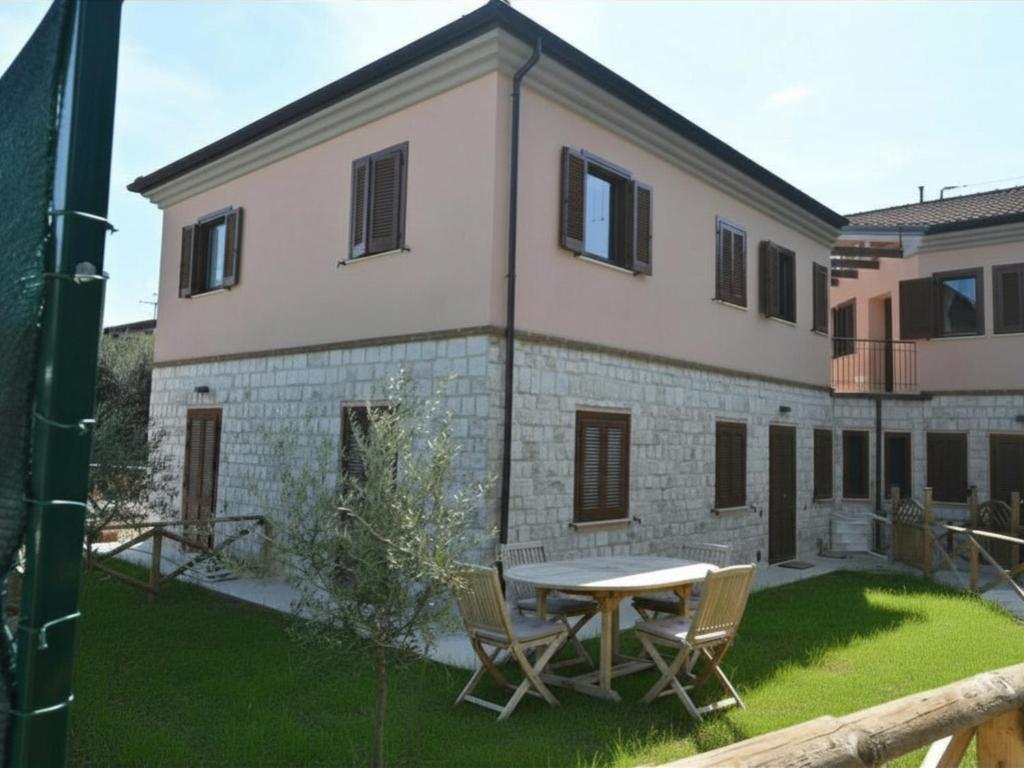S358 - Sirolo, bilocale con giardino e parcheggio - 2