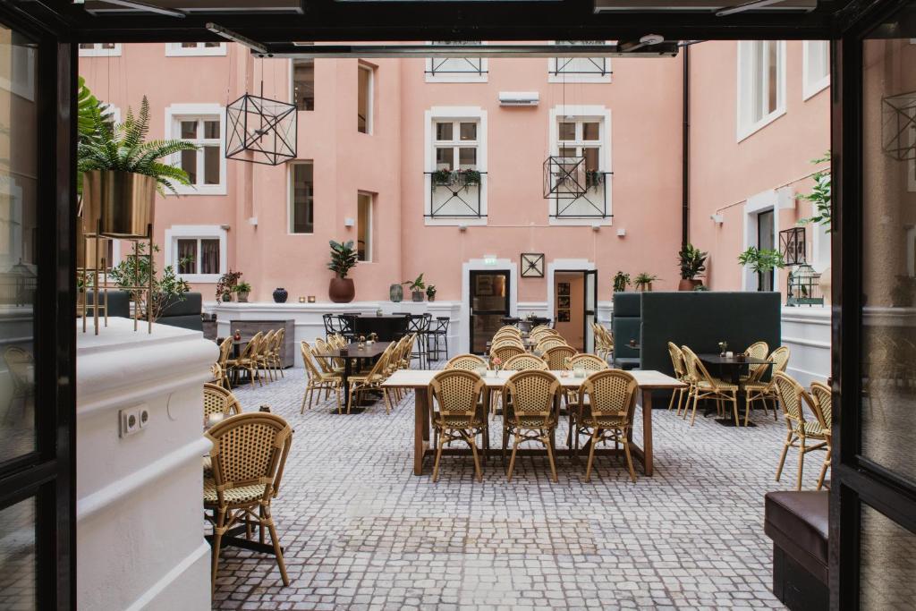 Restaurant, Home Hotel Victoria in Jonkoping