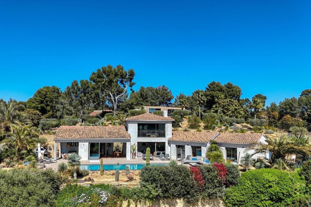 Terre de Provence-Luxurious Villa-Pool-Sea View - 1