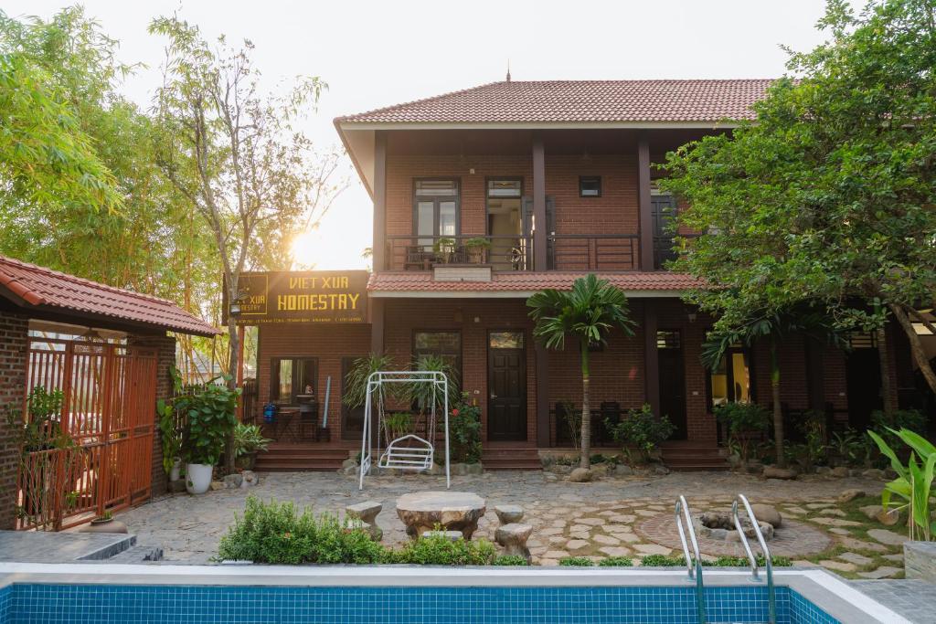 Việt Xưa Homestay
