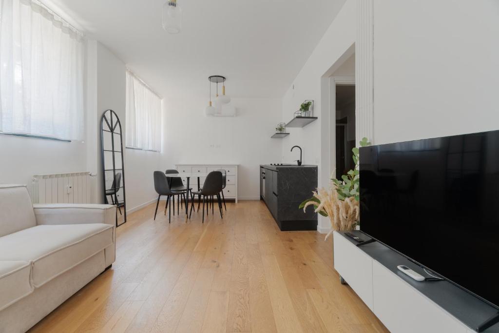 GuestHost - Ferdy B&B Apartment X4 Near San Siro - 1