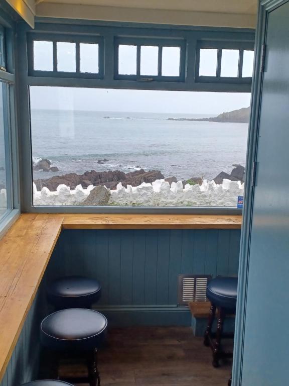 The Paris Hotel, Coverack photo 4