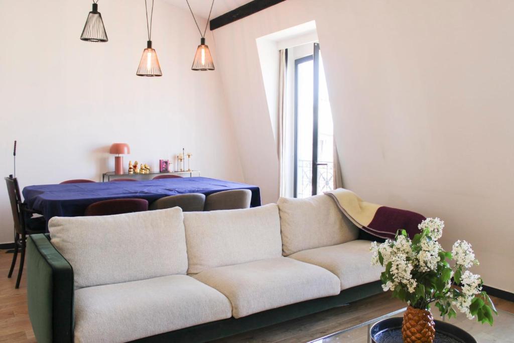 Spacious 74 m apartment near Montmartre - 2
