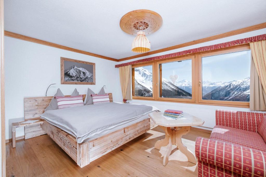 Alpenhotel zur Wildi Lauchernalp - 2