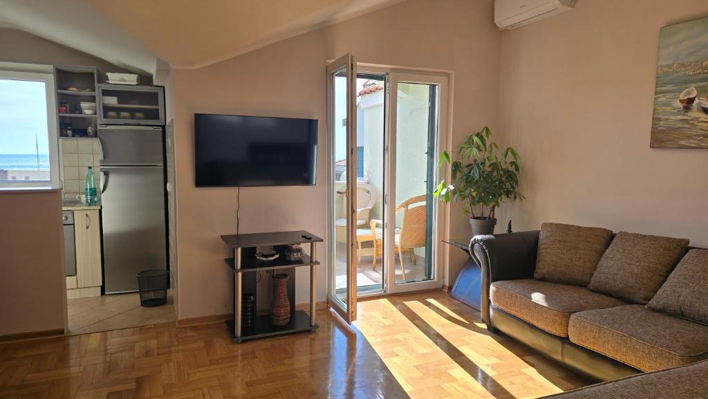 Maria Apartments - 3