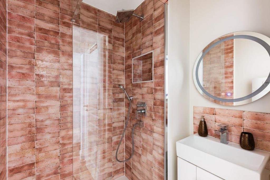 GuestReady - Charm & Comfort near La Villette - 5