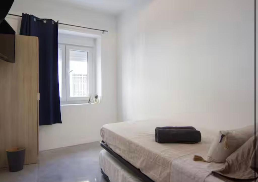 Habitación en Alicante 1 Plus - 2