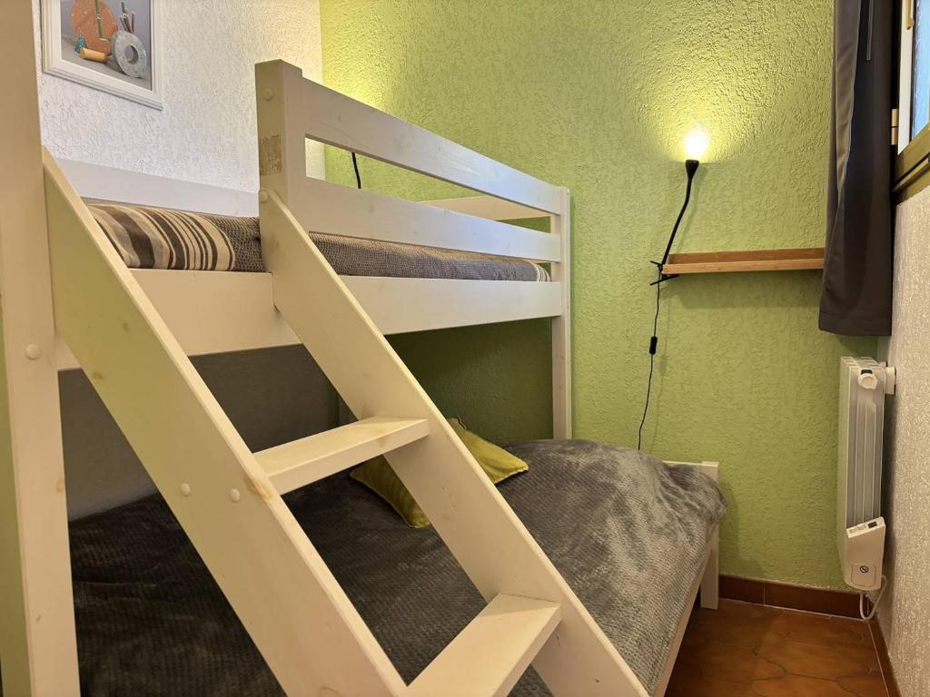 LAL577-B204 Appartement 2 pièces- 4 couchages- LA LONDE LES MAURES - 5