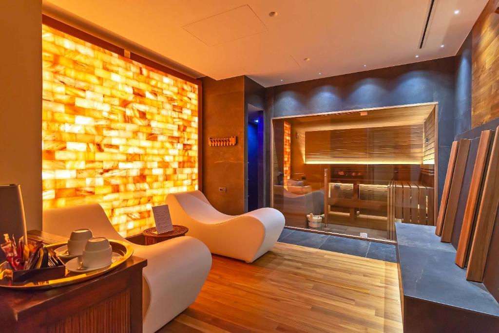 Hotel White — SPA in Rzym, Lacjum
