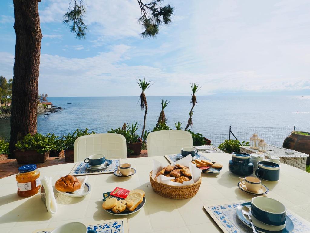 Villa Caterina-Capo di Milazzo-Direct Access to the sea - 2