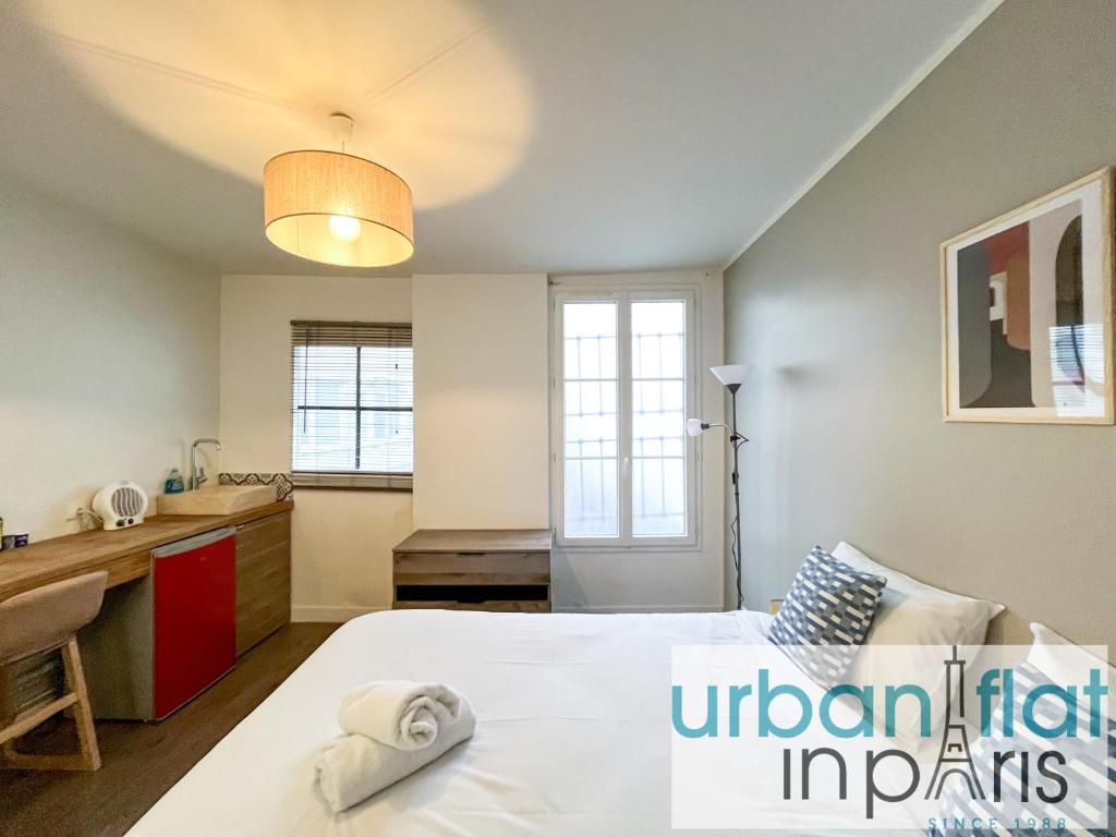 UrbanFlat 195 - Rare Triplex pour 6 au Centre de Paris - 1