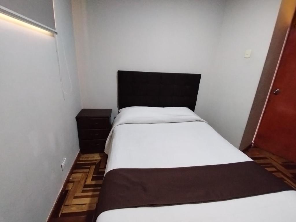 MNk HOTEL - 3