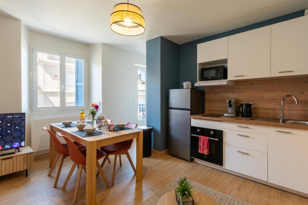 Côté Pyrénées - 9 min des Sanctuaires - Moderne & Équipé - Jusqu'à 4 couchages - 4