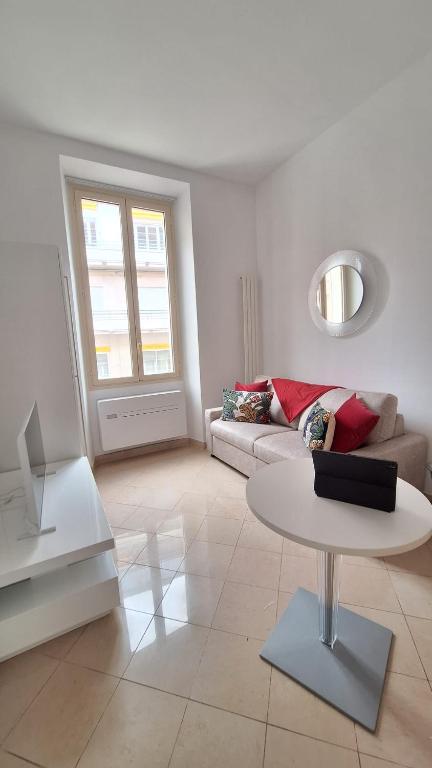 MOLIERE Appartement 1 chambre lumineux et central - 1