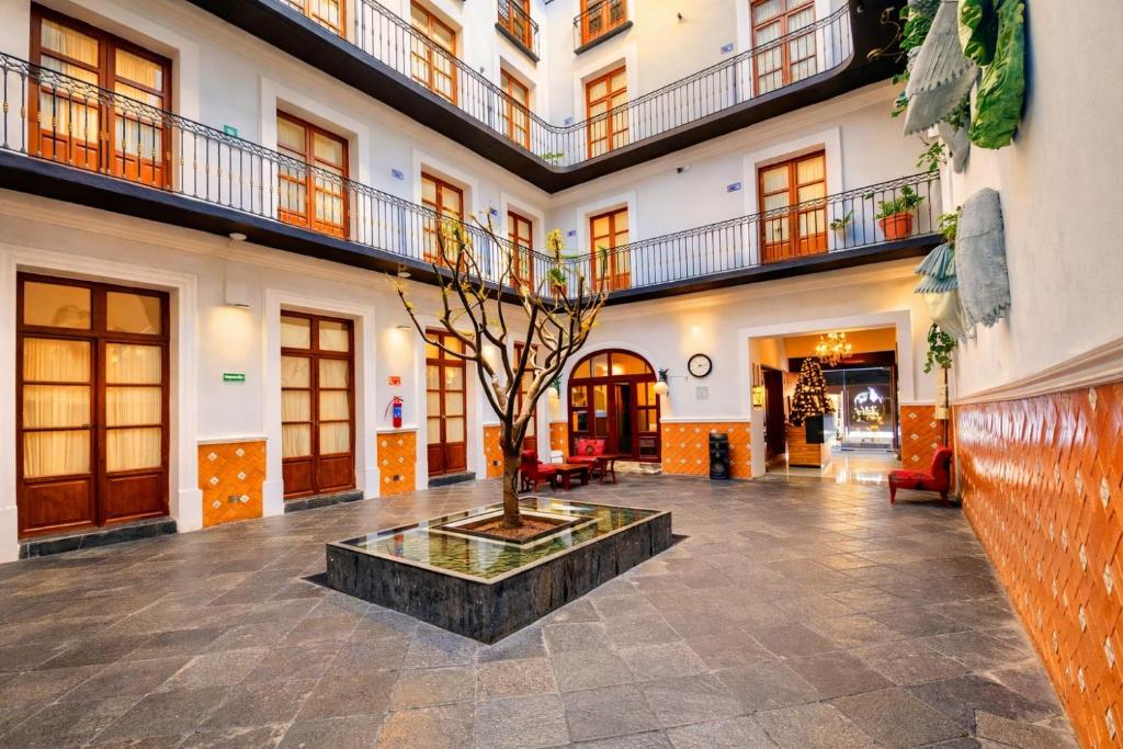 Hotel Puebla Plaza - 4