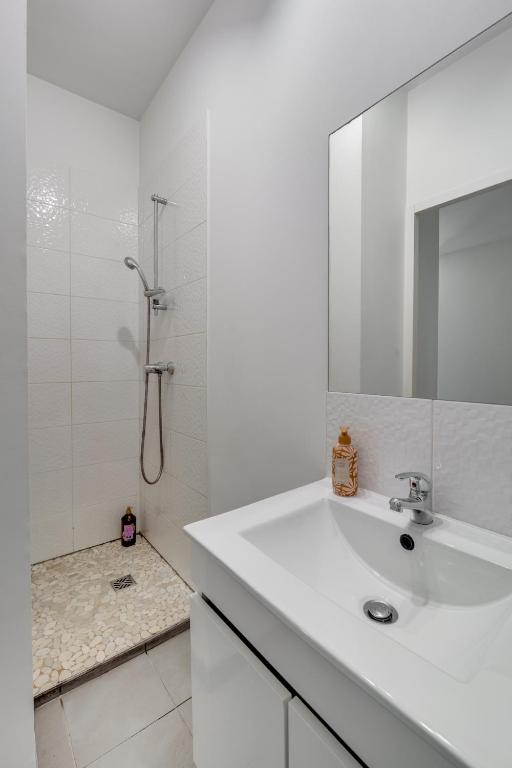 ღ Le Cosy Brienne • T2 au Centre-Ville ღ Métro - 4