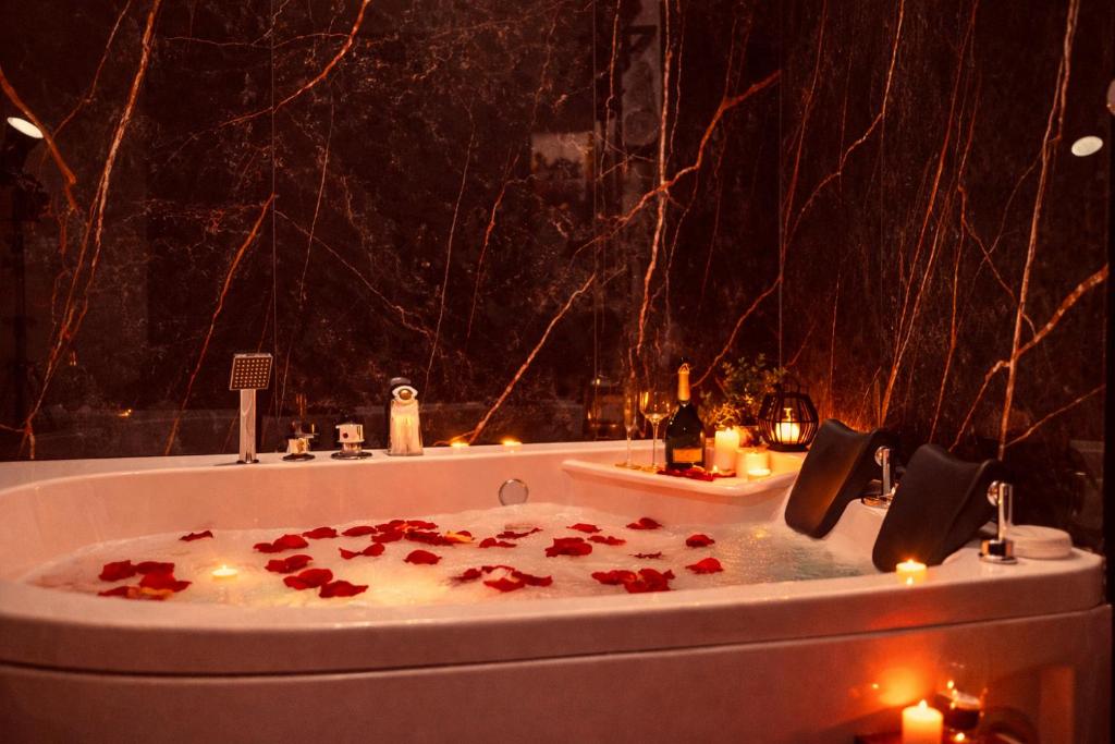 Elene Suites Luxury Boutique - 3
