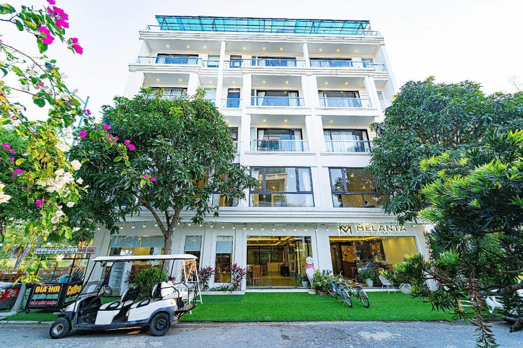 美兰塔FLC岑山酒店 (Khach San Melanta - FLC Sam Son) - 1