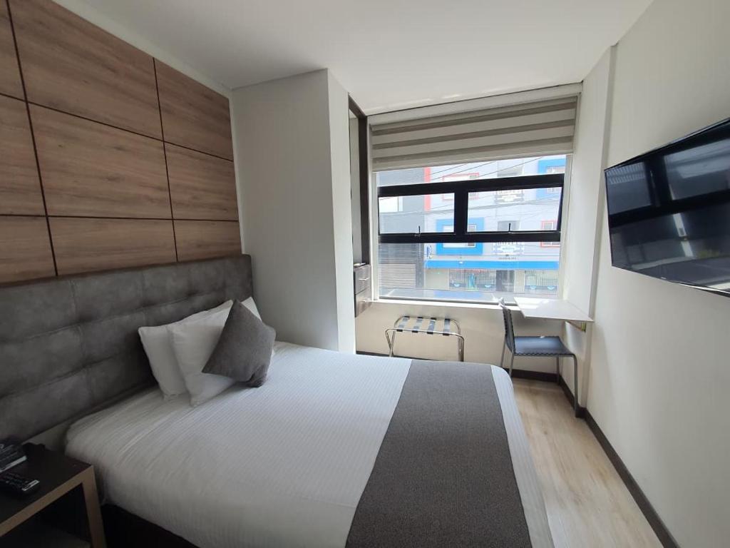 Hotel Bogota Urb - 4
