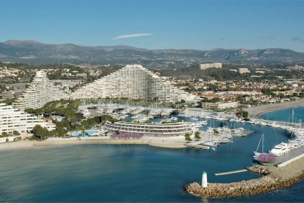 902 Marina Vue Mer Et Port - 4