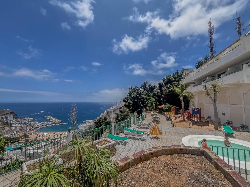 Paradise Hill - Terrace & Seaviews - 2