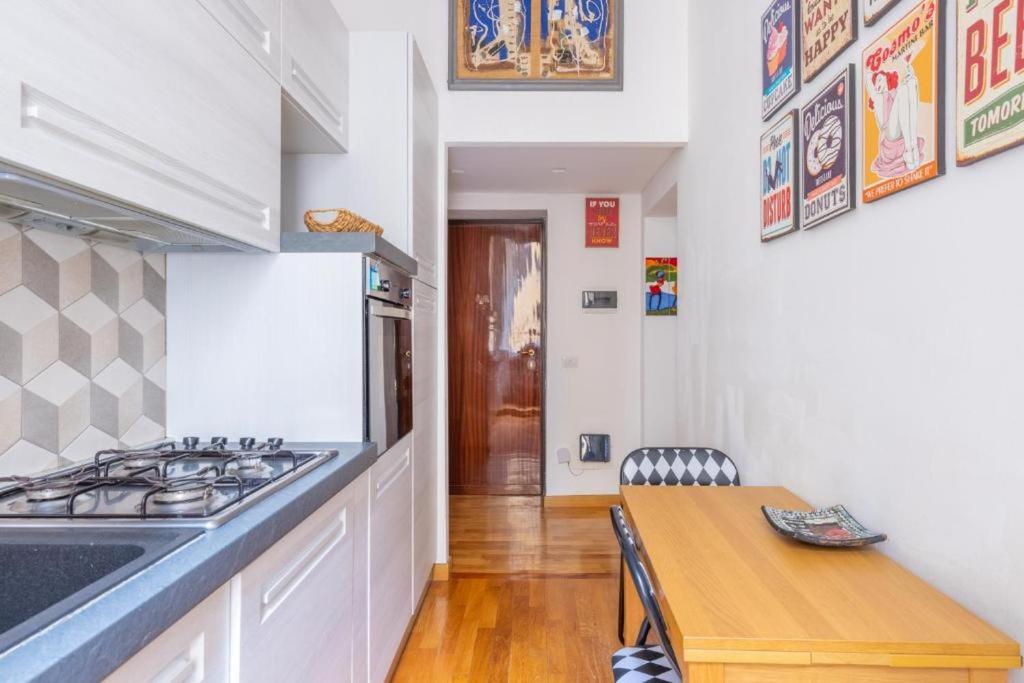 Modern Room - Private Bathroom - Central Rome - 3