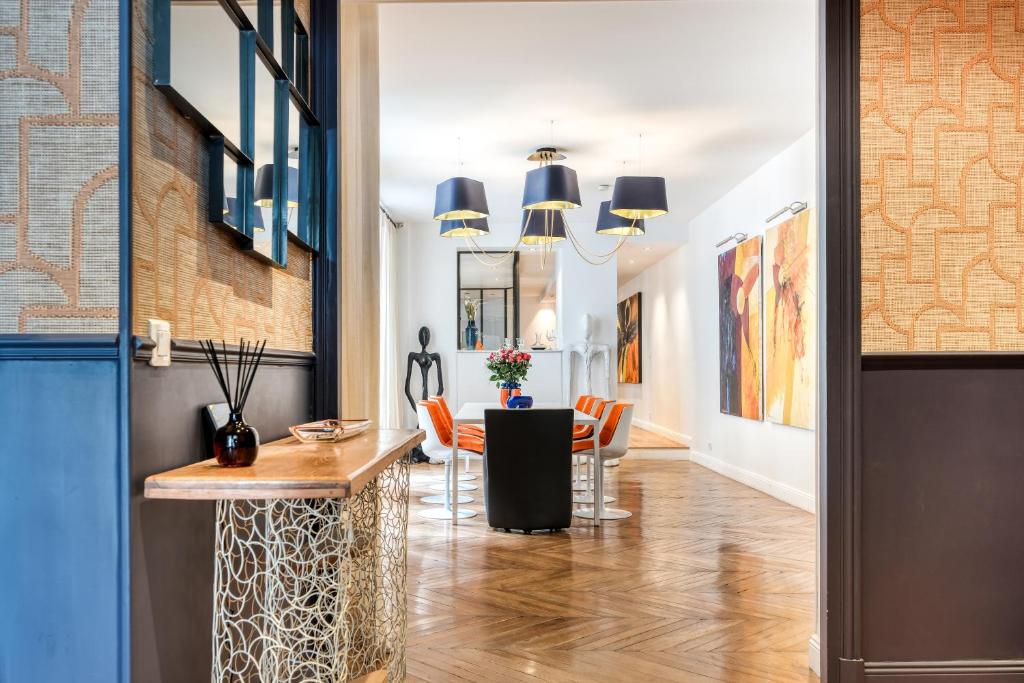Loft d'Exception 272 m2 pour 12, Paris 8e - 3