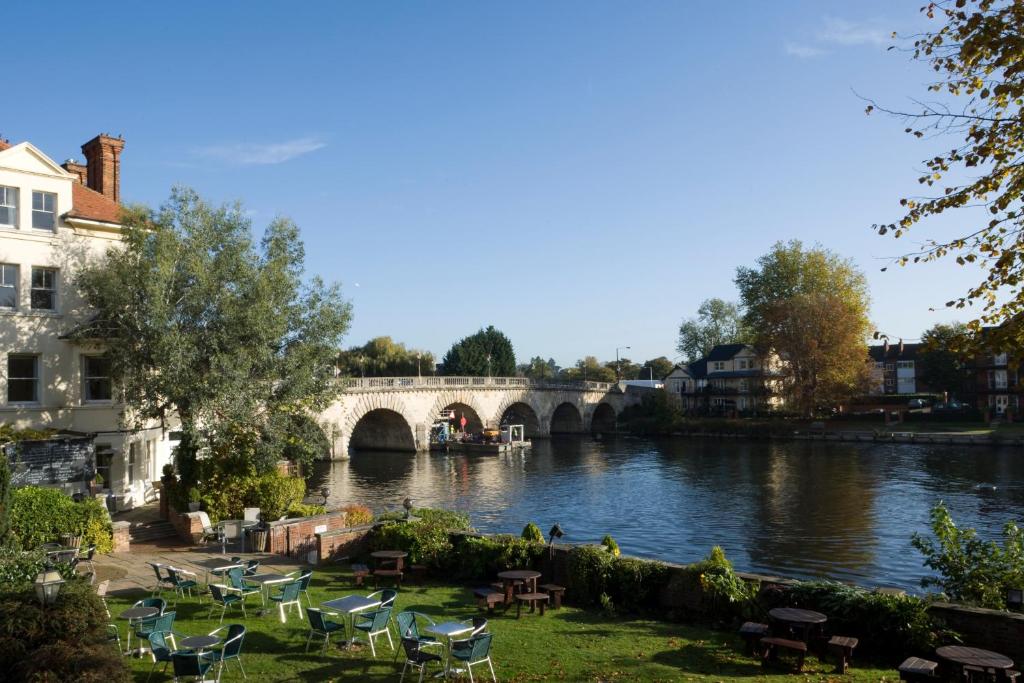 Thames Riviera Thames Riviera Hotel, London | 2024 Updated Prices, Deals