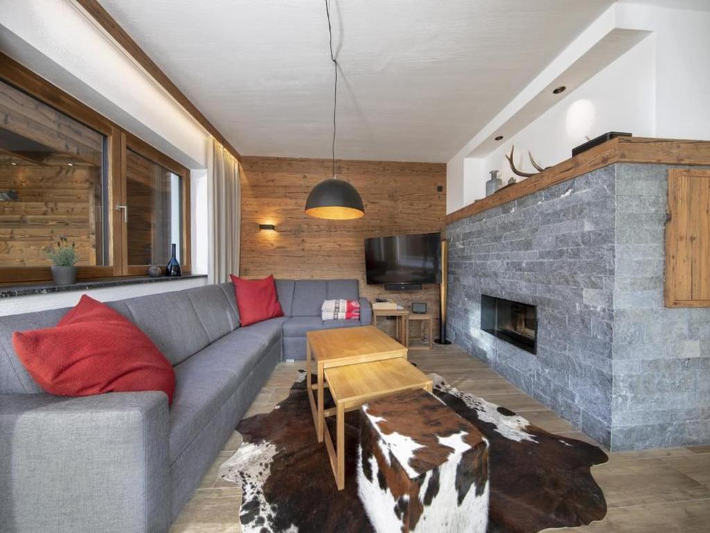 Alpine Chalet with Ski-In Access - 2