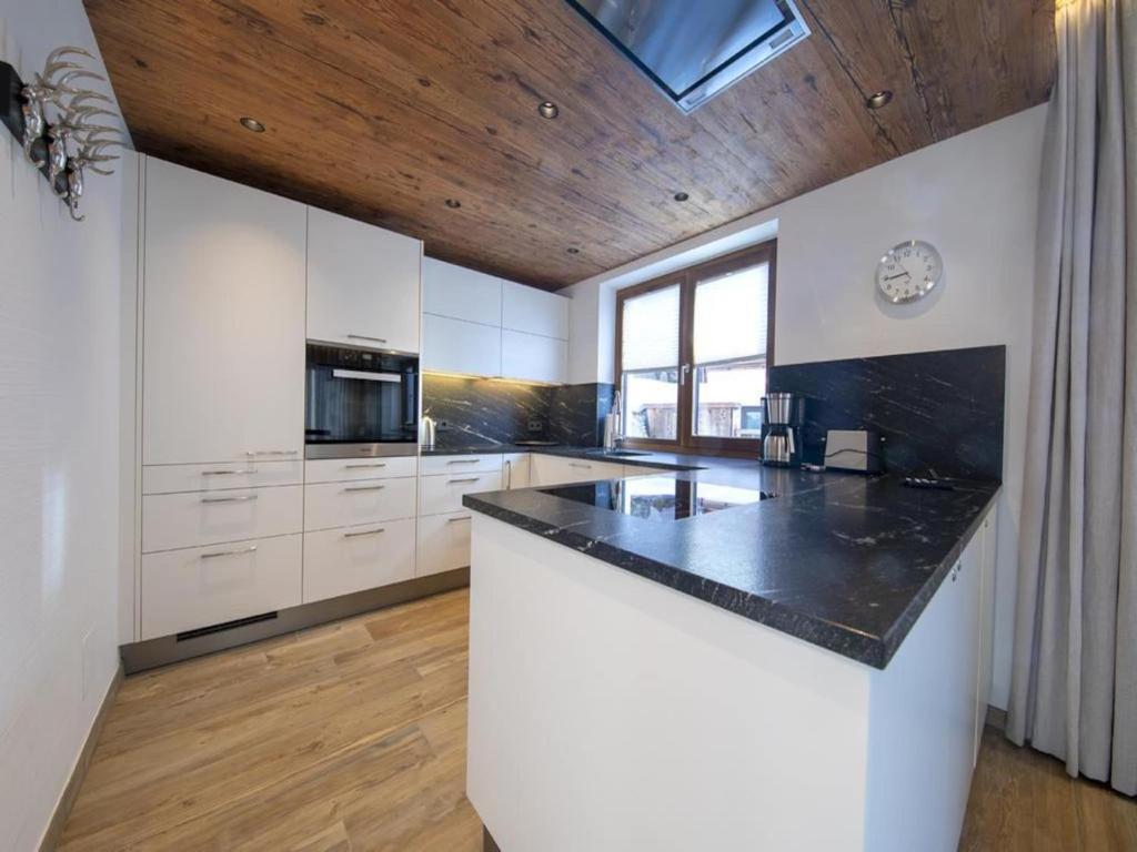 Alpine Chalet with Ski-In Access - 4