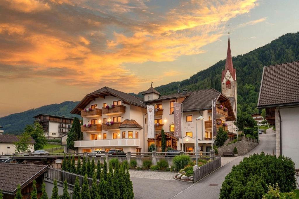 MyLiving - Hotel B&B by Majestic Resorts Dolomites - 2