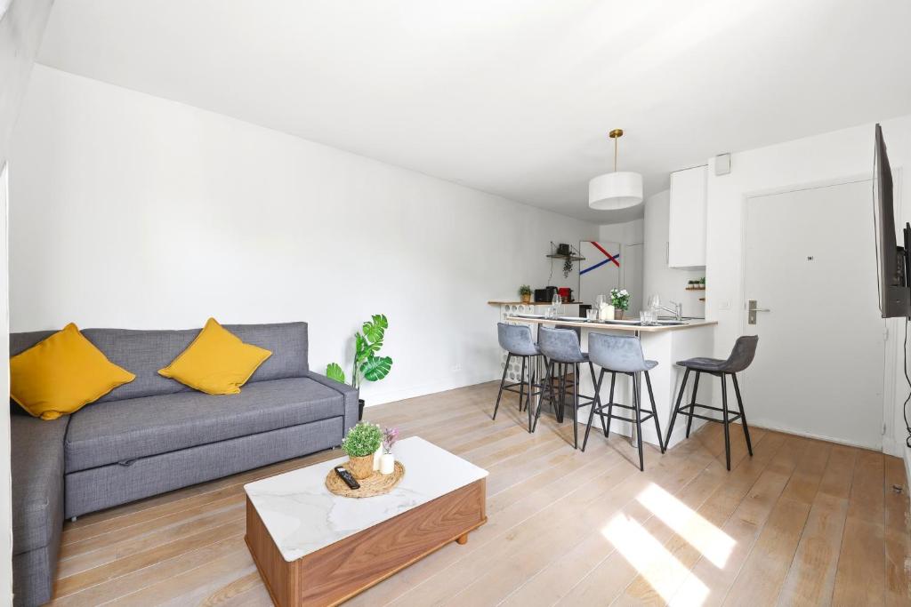 Charming 1-Bedroom Mezzanine in Saint-Germain - 5