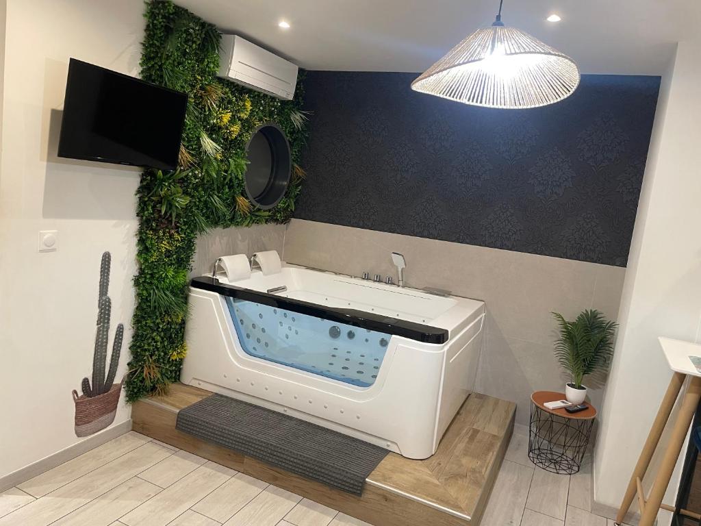 Appartement avec jacuzzi - 1