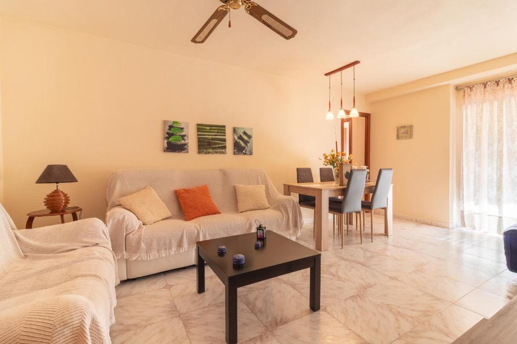 Global Vacacional, Acogedor piso familiar en Canet Playa - 3