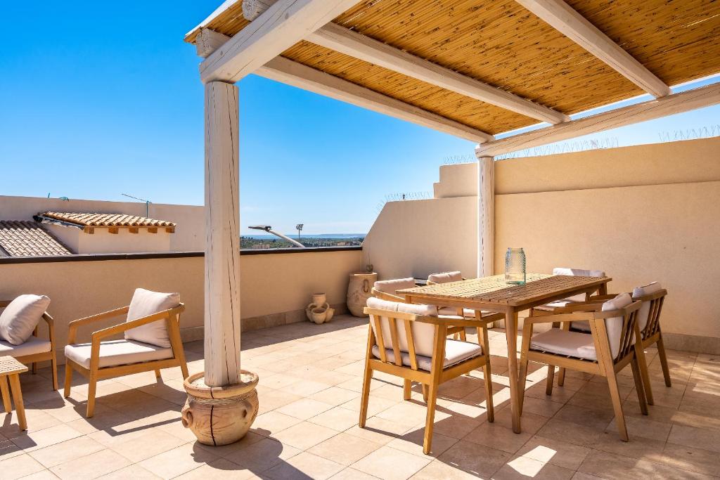 Casa Verga con Terrazza by Wonderful Italy - 4