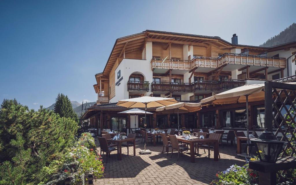 Hotel Waldhuus - 3