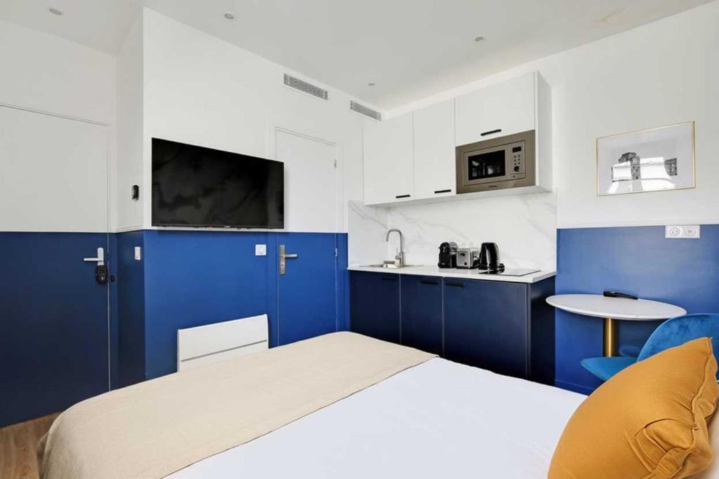 Modern Sutdio for 2 with A-C - Near Montmartre - 5