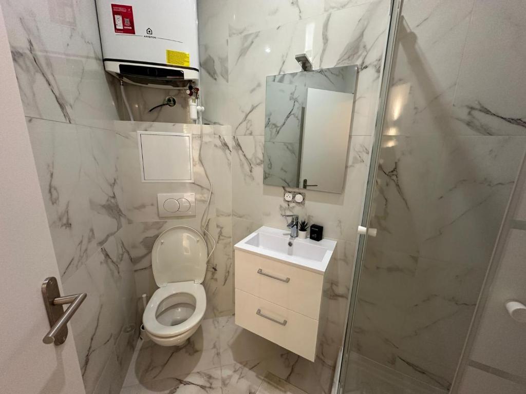 New 403 Suite Rose - Cosy Apartment Paris Center - 5
