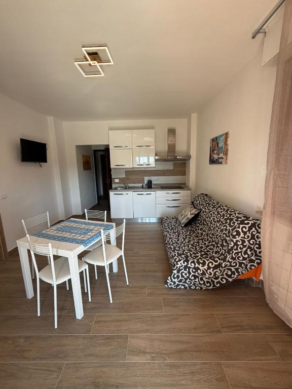 Appartamento Morelli Beach - Via Massetana 21 - 2