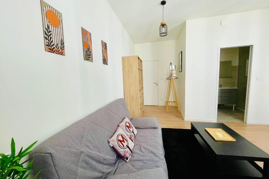 Charming 2-Guest Studio near Ecusson - 4