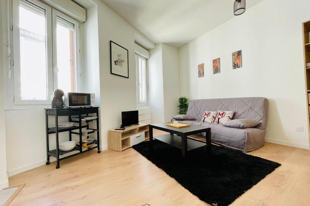 Charming 2-Guest Studio near Ecusson - 1
