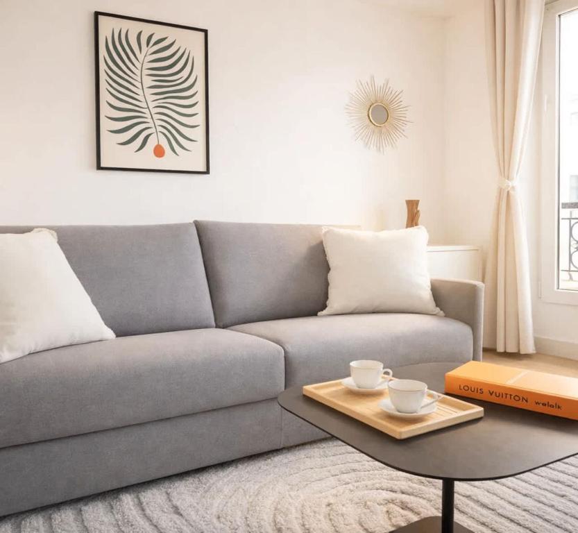 Cozy apartment in the heart of Paris - 2