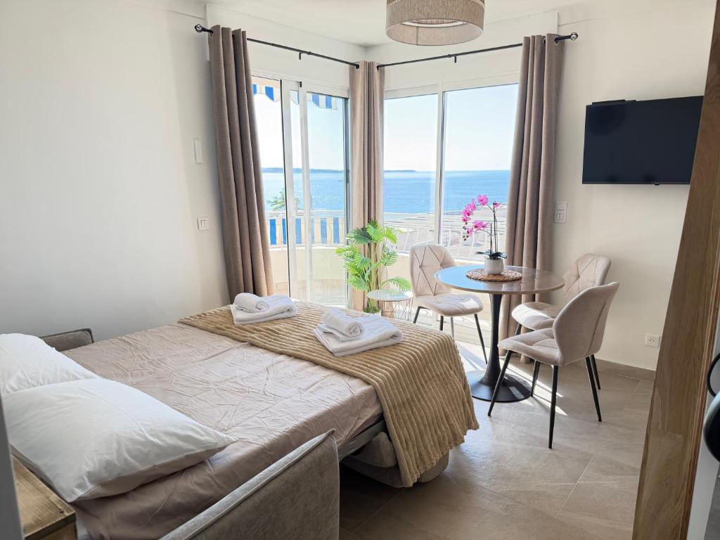 BEAU STUDIO 4 couchages vue mer Cannes - 5